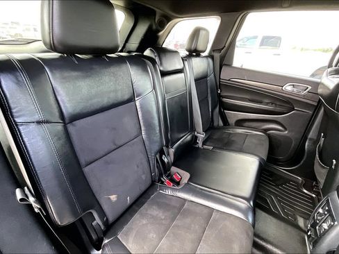Used 2018 Jeep Grand Cherokee Altitude AWD/4WD image 20