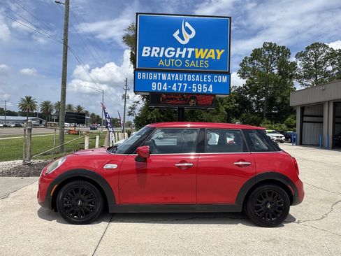 Used 2020 MINI Cooper S FWD image 2