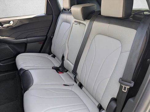 Used 2025 Ford Escape SE w/ PHEV Premium Package FWD image 21