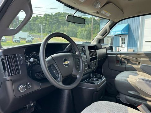 Used 2023 Chevrolet Express 3500 w/ Power Convenience Package RWD image 11