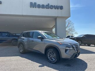 Used 2024 Nissan Rogue S AWD/4WD video 1