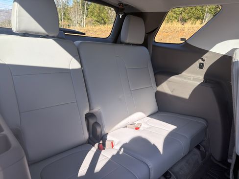 Used 2018 Chevrolet Traverse Premier w/ LPO, Floor Liner Package image 23