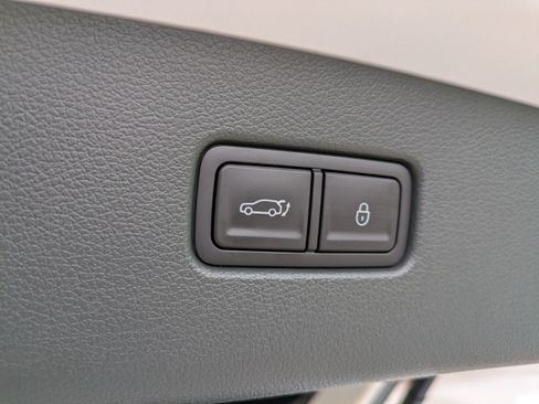Used 2026 Genesis GV80 2.5T RWD image 12