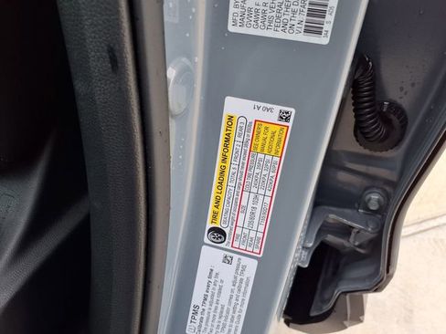 Used 2025 Honda CR-V EX-L image 33