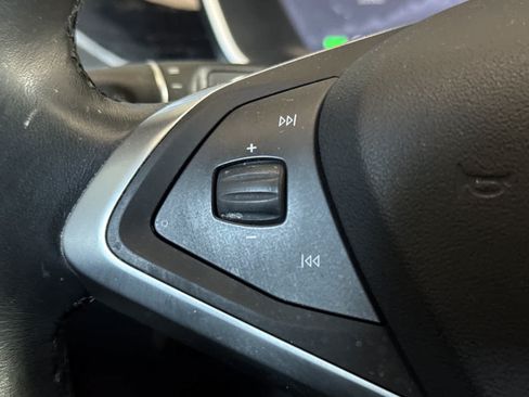 Used 2017 Tesla Model S 75 RWD image 24