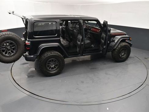 Used 2022 Jeep Wrangler Unlimited Rubicon w/ Xtreme Recon 35" Tire Package AWD/4WD image 22