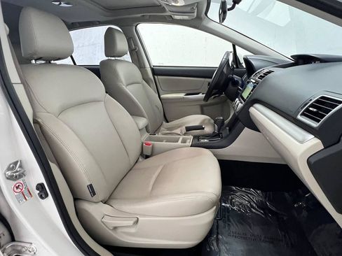 Used 2015 Subaru Crosstrek Touring AWD/4WD image 12