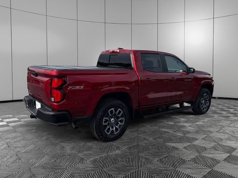 Certified 2025 Chevrolet Colorado Z71 w/ Technology Package AWD/4WD image 5