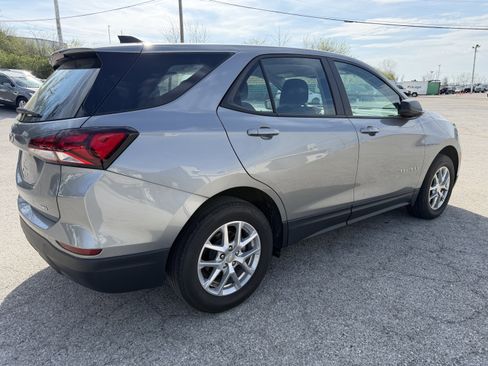 Used 2023 Chevrolet Equinox LS image 7