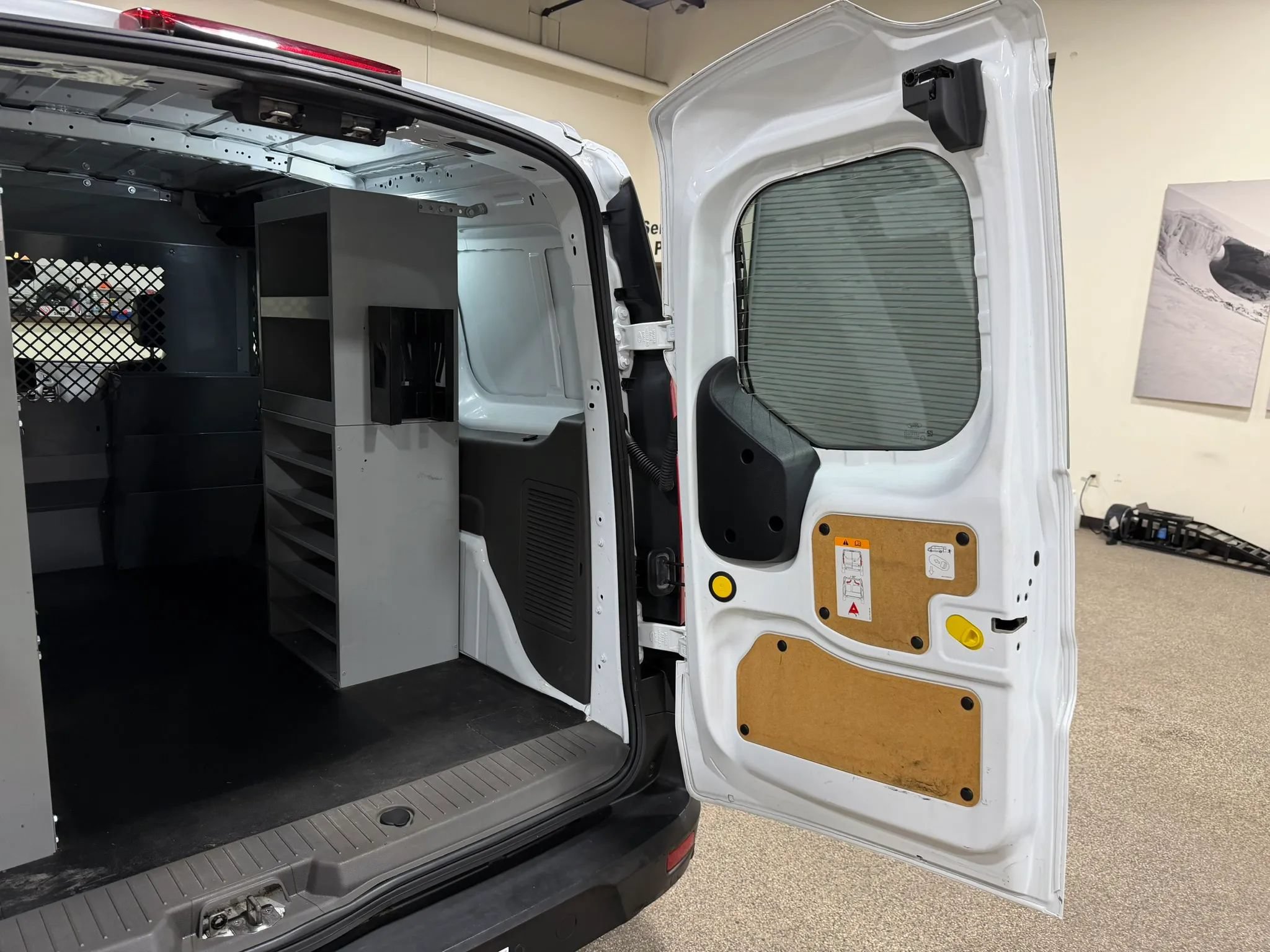 Used 2022 Ford Transit Connect XL FWD image 28