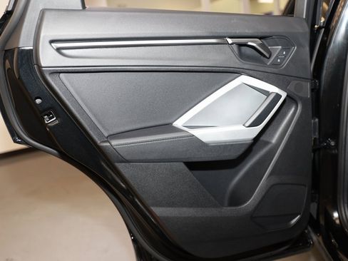 Used 2023 Audi Q3 2.0T Premium image 21