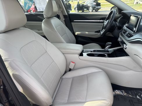 Used 2022 Nissan Altima 2.5 SL AWD/4WD image 10