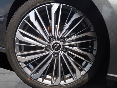 New 2026 Nissan Altima 2.5 SV w/ SV Premium Package FWD image 3