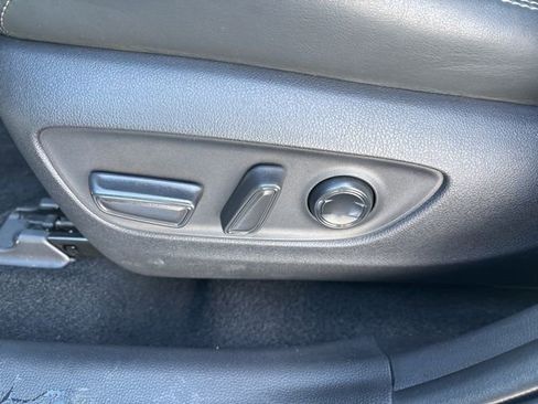 Used 2022 Toyota RAV4 XLE Premium image 43