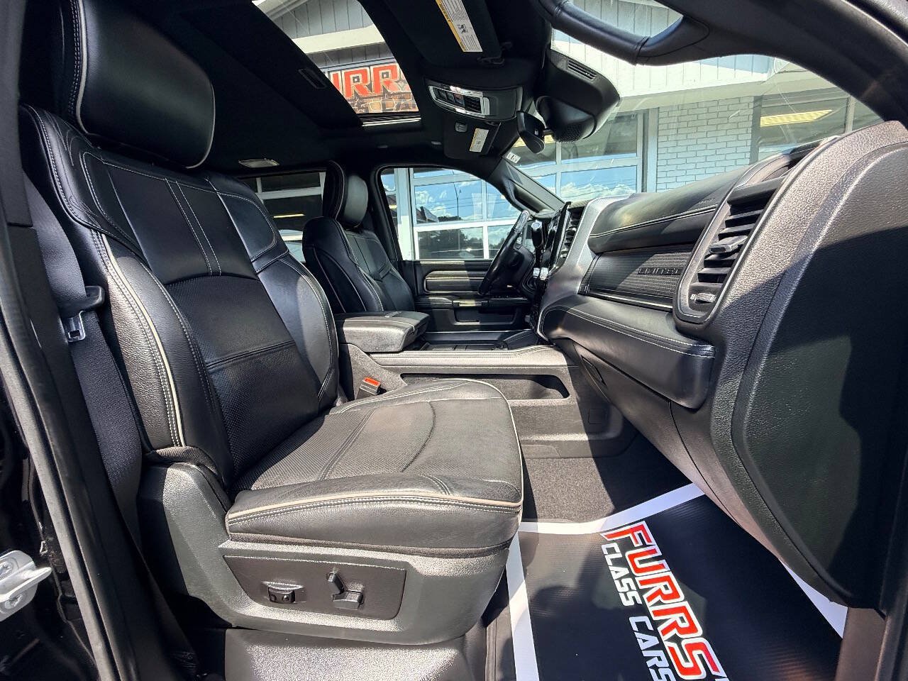 Used 2019 RAM 3500 Limited AWD/4WD image 43