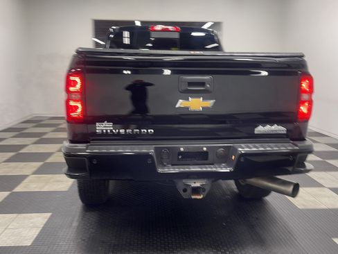 Used 2016 Chevrolet Silverado 2500 High Country w/ Duramax Plus Package AWD/4WD image 16