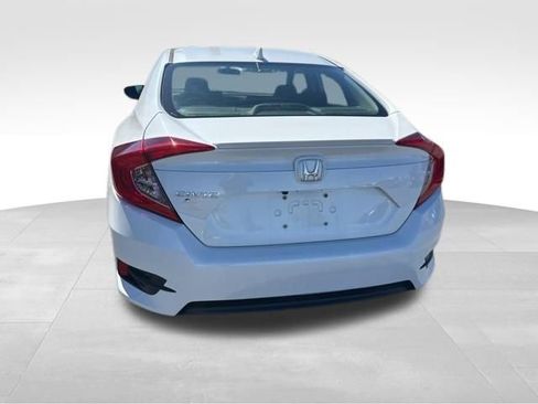 Used 2018 Honda Civic EX-T image 23
