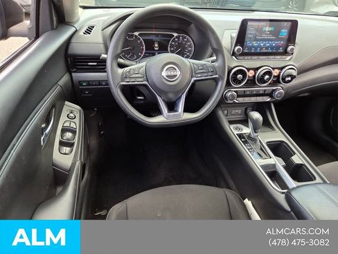 Used 2024 Nissan Sentra SV FWD image 7