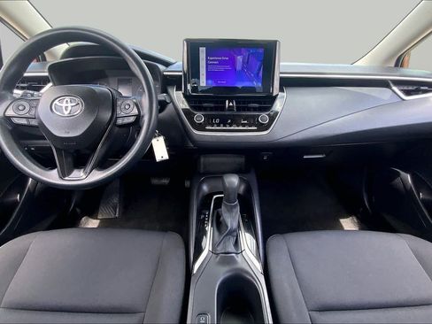 Used 2025 Toyota Corolla LE FWD image 15