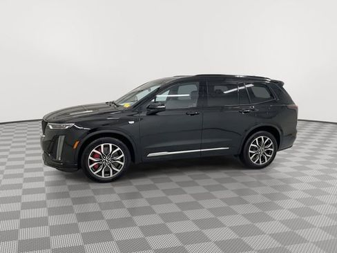 Certified 2025 Cadillac XT6 Sport w/ Platinum Package AWD/4WD image 5