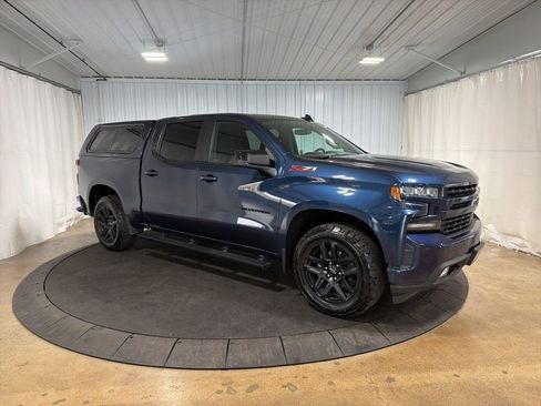 Certified 2022 Chevrolet Silverado 1500 RST w/ LPO, Blackout Package AWD/4WD image 11