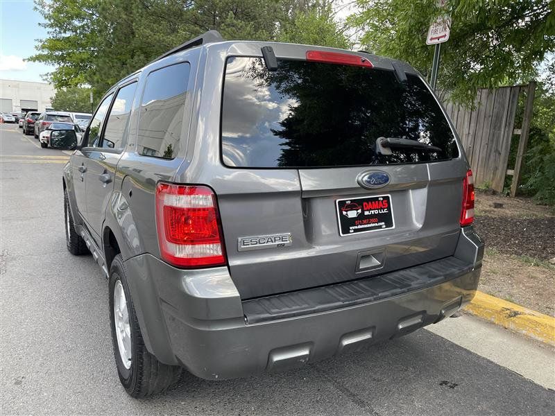 Used 2010 Ford Escape XLT FWD image 12