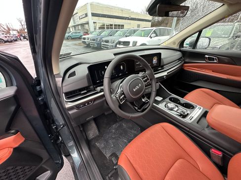 New 2026 Kia Carnival SX image 43