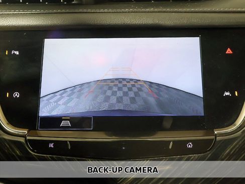 Used 2022 Cadillac XT6 Premium Luxury image 5