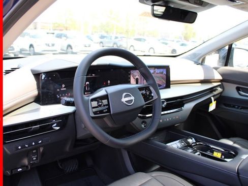 New 2025 Nissan Murano Platinum w/ Cargo Package image 12