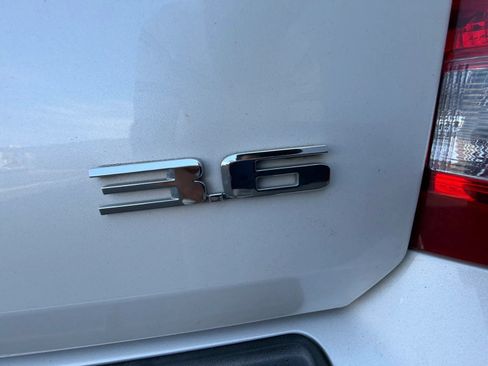 Used 2012 Cadillac SRX Luxury FWD image 31