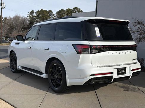New 2026 INFINITI QX80 4WD w/ Sport Exterior Package image 49