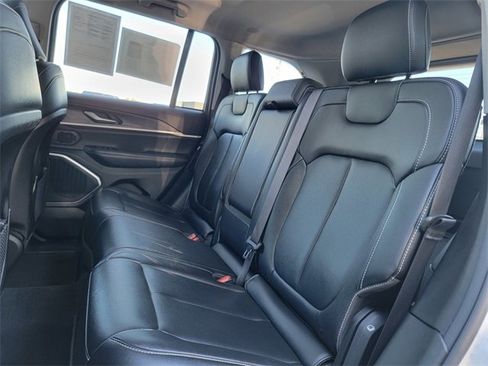 Certified 2024 Jeep Grand Cherokee Limited 4xe image 21