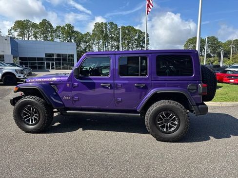 Used 2026 Jeep Wrangler Unlimited Rubicon AWD/4WD image 11
