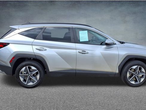 Used 2025 Hyundai Tucson SEL AWD/4WD image 33
