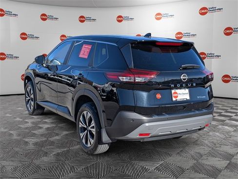 Certified 2023 Nissan Rogue SV image 7