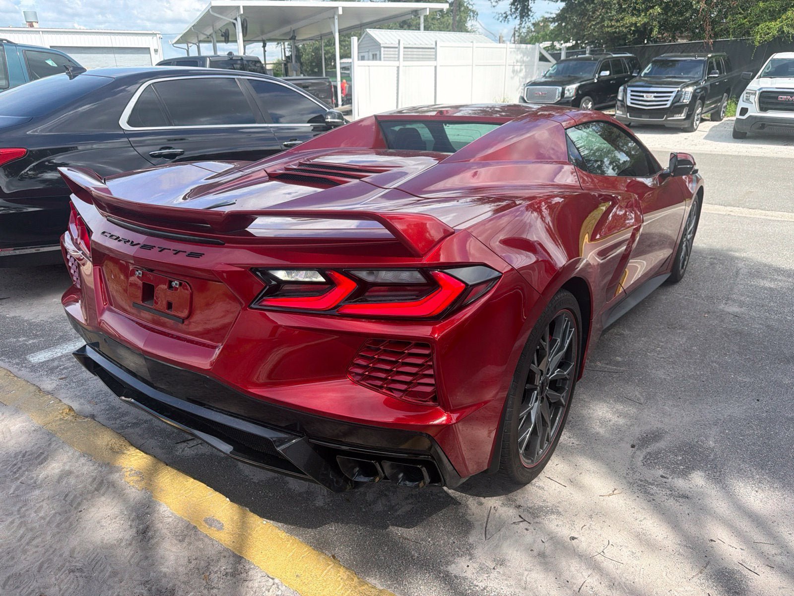Used 2024 Chevrolet Corvette Stingray Premium Conv w/ Z51 Performance Package RWD image 9