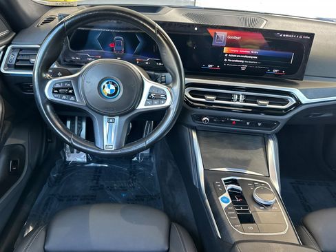 Used 2023 BMW i4 eDrive40 w/ M Sport Package RWD image 18