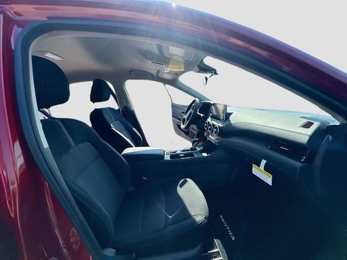 Used 2025 Nissan Sentra SV w/ All-Weather Package FWD image 24