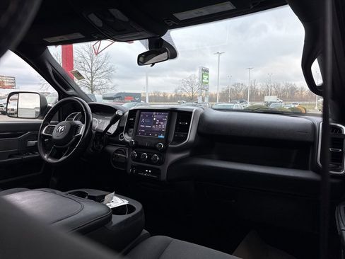 Used 2022 RAM 2500 Big Horn image 22