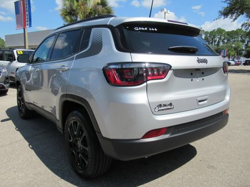 New 2026 Jeep Compass Latitude AWD/4WD image 5