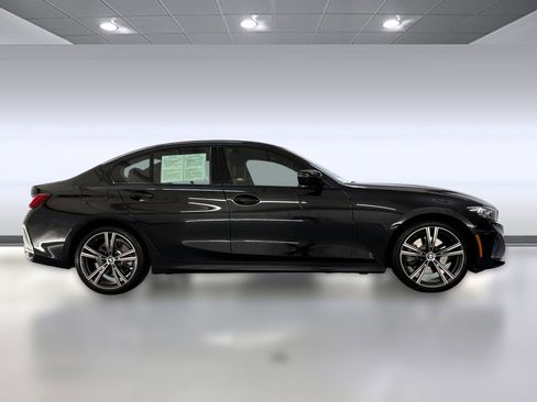 Used 2023 BMW 330i Sedan w/ Parking Assistance Package image 7