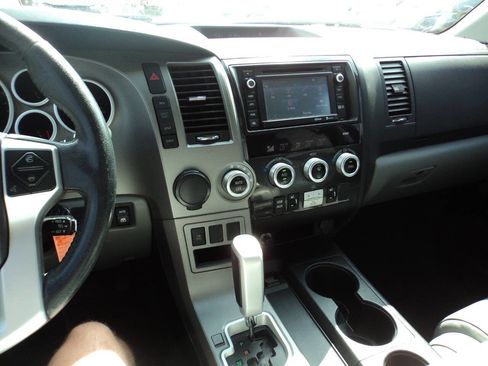 Used 2014 Toyota Sequoia Limited image 14