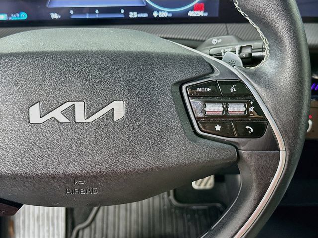 Used 2023 Kia EV6 GT-Line AWD/4WD image 25