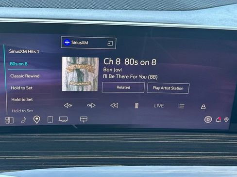 Certified 2025 Cadillac Escalade ESV Premium Luxury image 19