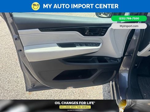 Used 2025 Honda Odyssey Elite image 10