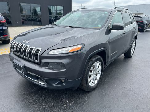 Used 2016 Jeep Cherokee Limited AWD/4WD image 53