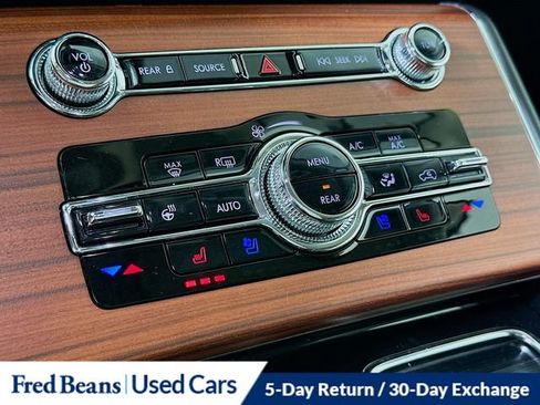 Used 2024 Lincoln Aviator Reserve w/ Equipment Group 201A AWD/4WD image 23