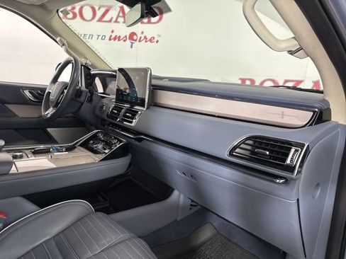 Used 2021 Lincoln Navigator Black Label image 17