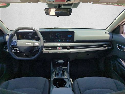 Used 2025 Kia K4 FWD image 16