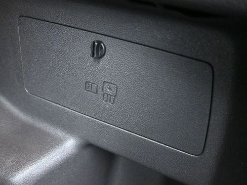 Used 2019 Ford Escape S image 36